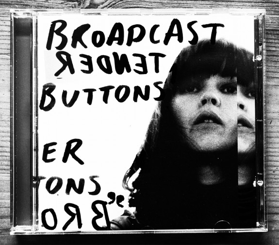 Broadcast-Tender Buttons-Warp-Julian House-Intro-A Year In The Country