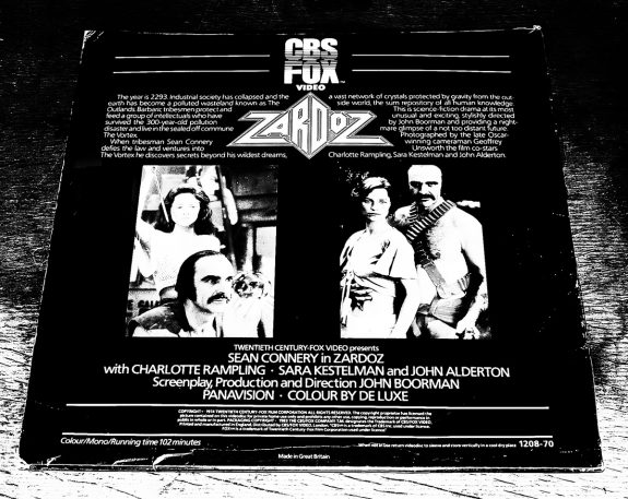 Laserdisc-Zardoz-A Year In The Country-3