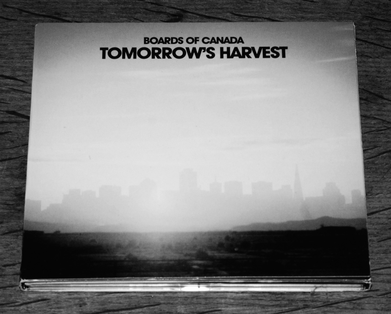 boards-of-canada-tomorrows-harvest-warp-artcard-edition-a-year-in-the-country-1c