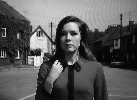 The Avengers-Series 5-1967-Murdersville-Mrs Peel-village green